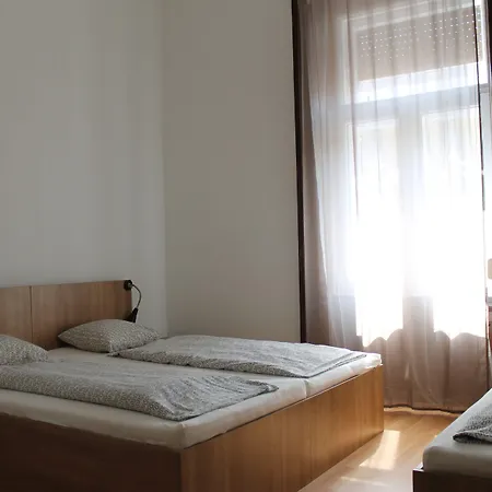 Omega Gæstehus Budapest