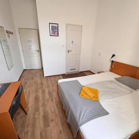 Omega 3* Budapest