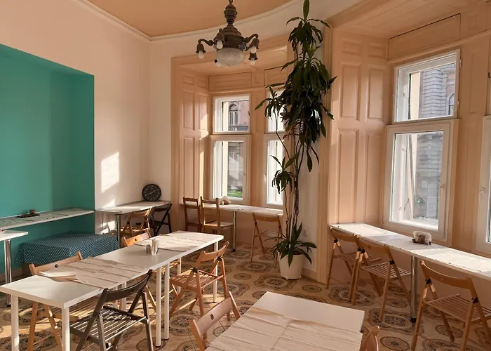 Omega Affittacamere 3*