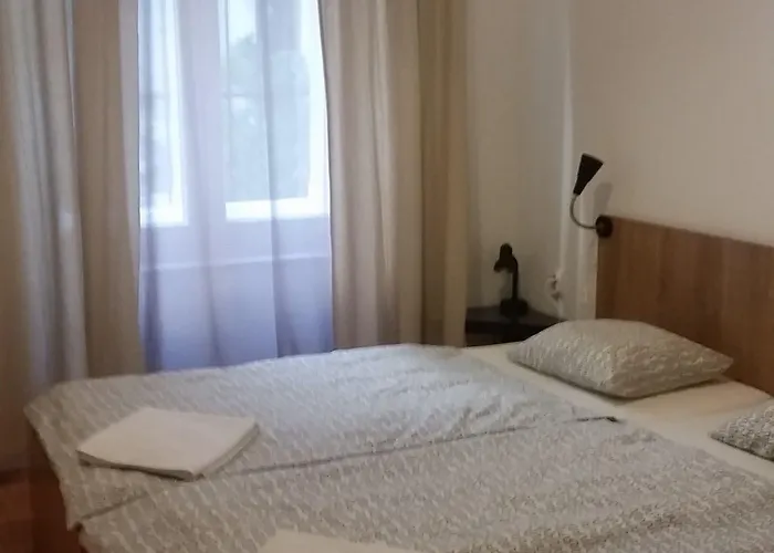 Omega Affittacamere 3*